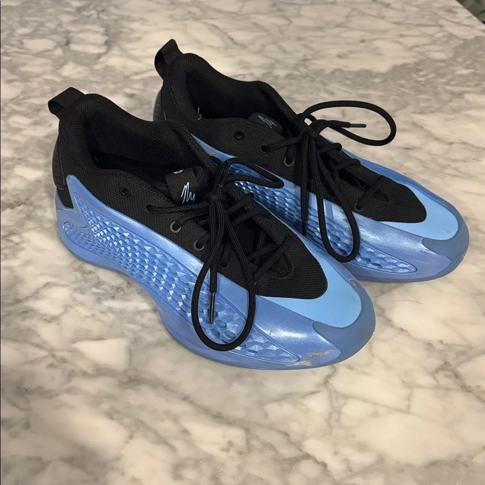 Adidas Anthony Edward’s “Nicks Gift” low, 9M, NO BOX